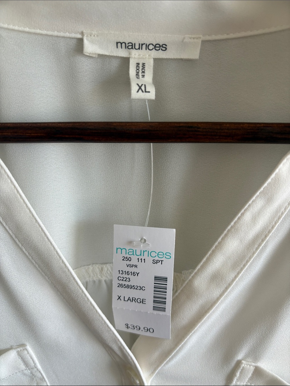 NWT Maurices White Button Front Blouse XL Roll Tab Sleeve Career Top - Picture 2 of 5